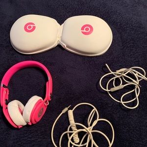 Beat Mixers Hot pink